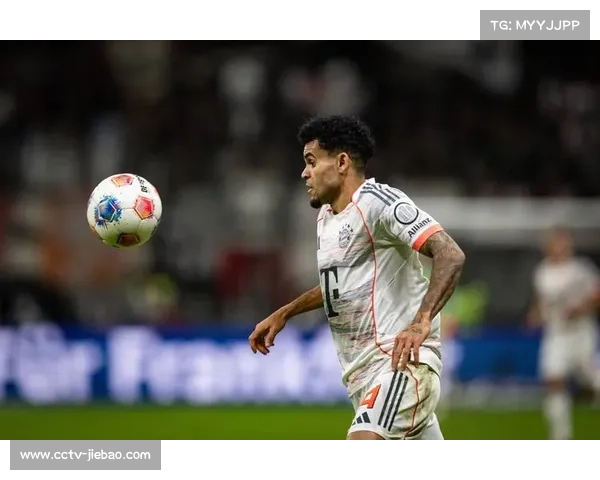 拜仁新援路易斯·迪亚斯德甲戴帽独造五球,当选本轮最佳球员 拜仁新援路易斯·迪亚斯德甲戴帽独造五球,当选本轮最佳球员